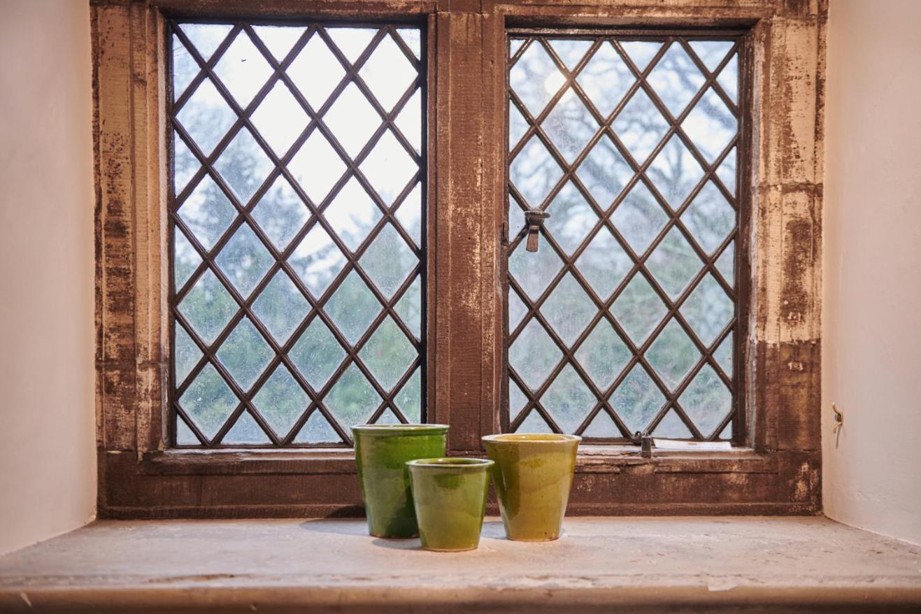 The Hunting Tower Villa Baslow Bagian luar foto